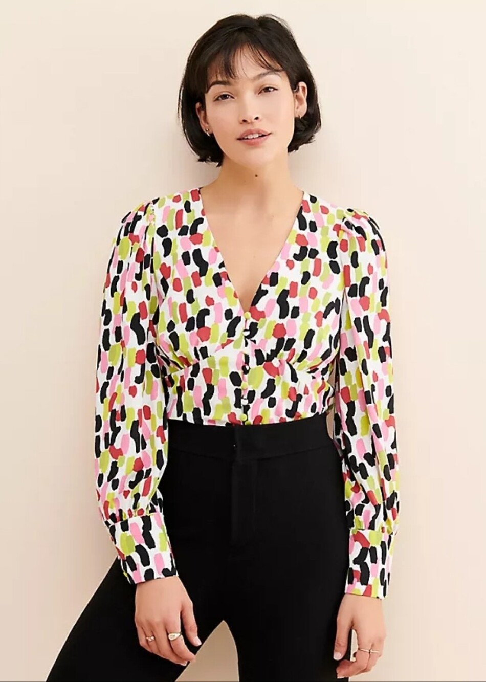 Anthropologie Glamorous Abstract Spot Printed V-Neck Blouse Size XS